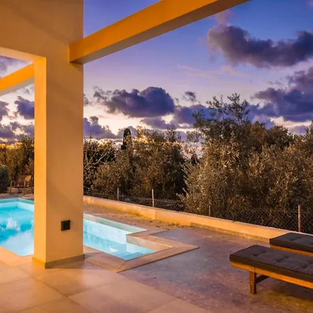 Karma - Unalome ヴィラ Antipata